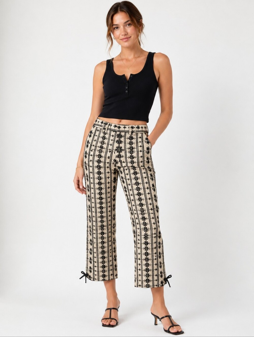 Nanette Lepore Size 2 Embroidered Floral Cropped Pants Black Cream Bow Hem